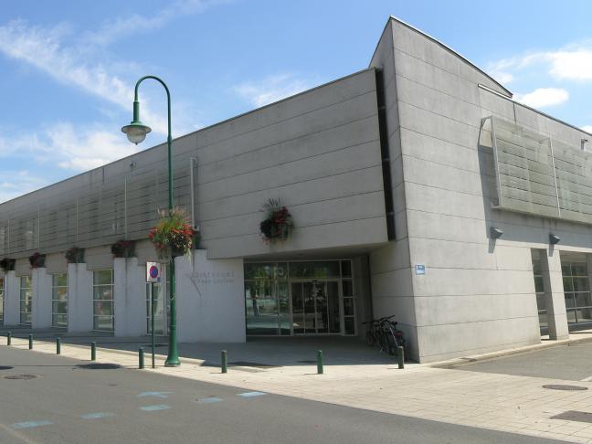 Mediatheque Yves Laurent Saint Sebastien Sur Loire Mobilis